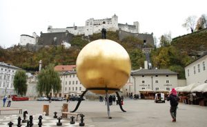 Salzburg mit Kindern Mozartkugel©SJB