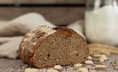 NEULÖWEN Brot print