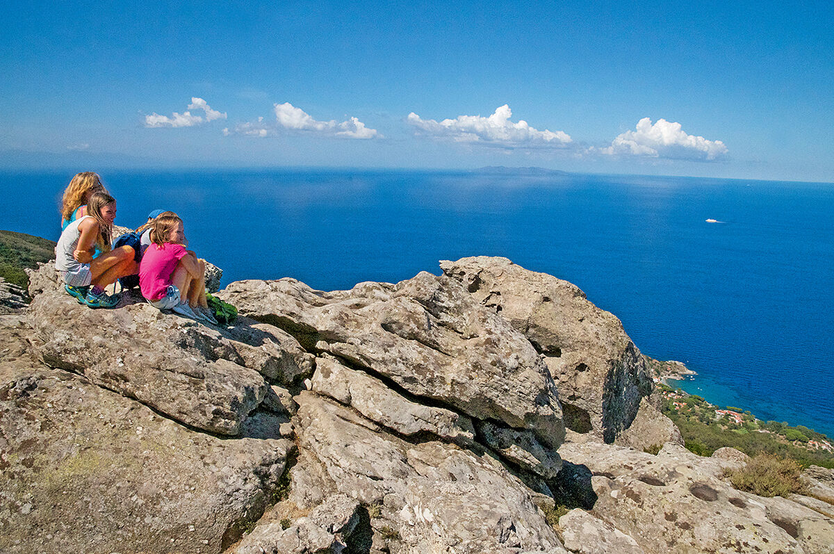 Klettern und Wandern mit Kindern im Familienurlaub in Italien // HIMBEER