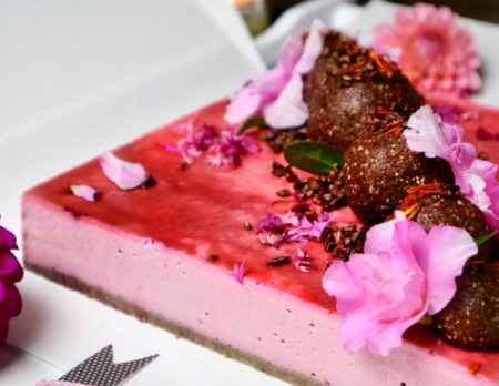Raw Strawberry Cheesecake