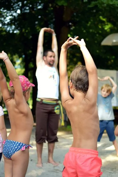 Kulturstrand Kinder Capoeira // HIMBEER