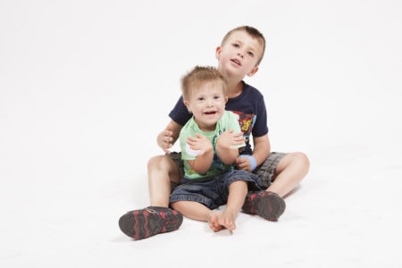 Kinder-Lebens-Lauf, Kinderhospiz, zwei Kinder, // München mit Kind