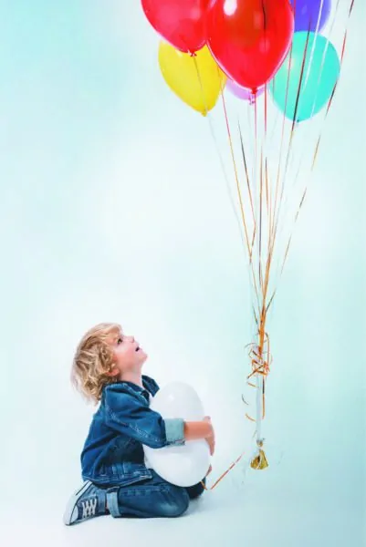 Junge Luftballons Geburtstag // Muenchen mit Kind