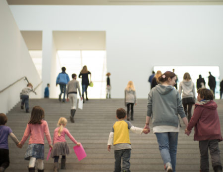 Kinder Treppe Pinakothek der Moderne Wochentipps // HIMBEER
