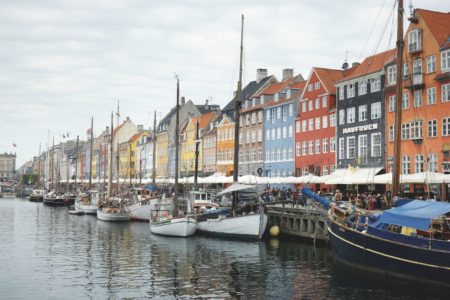 Nyhavn in Kopenhagen // HIMBEER