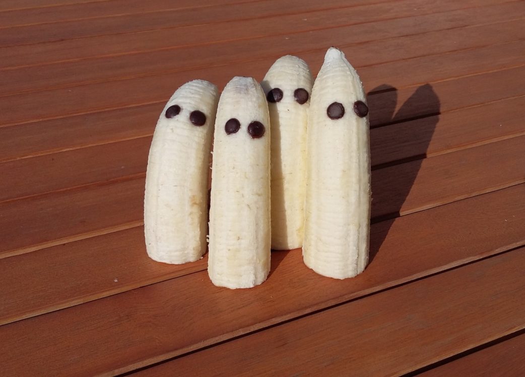 Gruselige Snacks für das Halloween-Buffet // HIMBEER