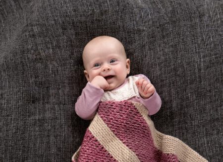 Babydecke mit Blockstreifen stricken c EMF Patrick Wittmann 4172616