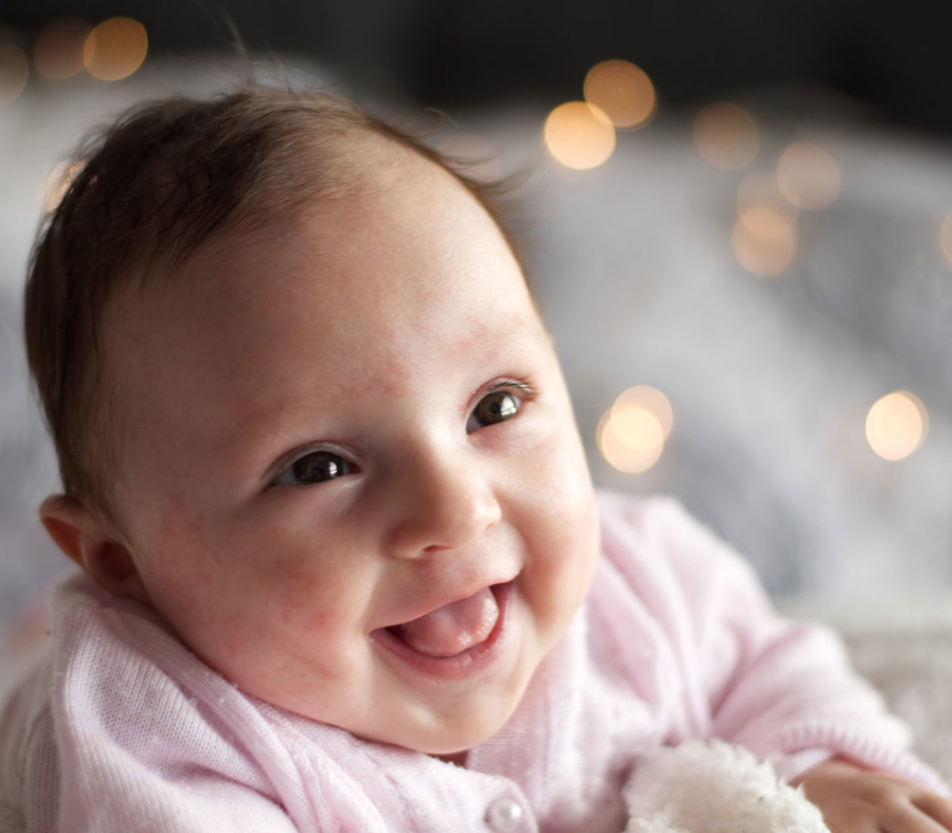 Baby zahnloses Lächeln | berlinmitkind.de