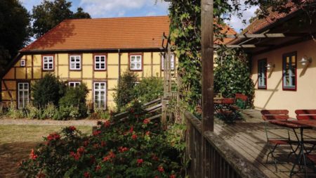 Gutshaus Neuendorf – Tipp für Familienurlaub auf Usedom // HIMBEER