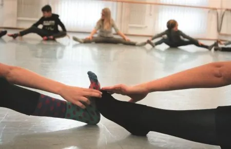 SpielBallett Tanzen Ballett Fuesse // HIMBEER