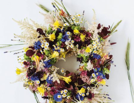 Sommerkranz aus Wiesenblumen // HIMBEER
