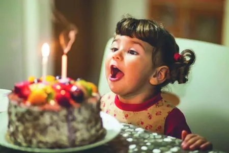 Kindergeburtstag Geburtstag Maedchen Kerzen // HIMBEER