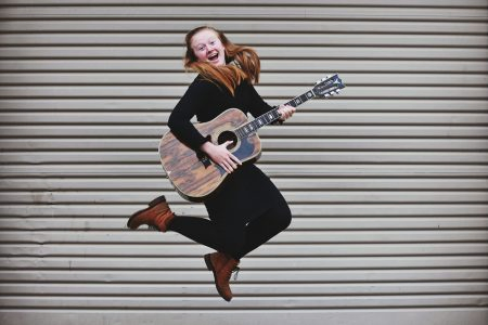 Guitarre Maedchen Rock Schlawindl // HIMBEER