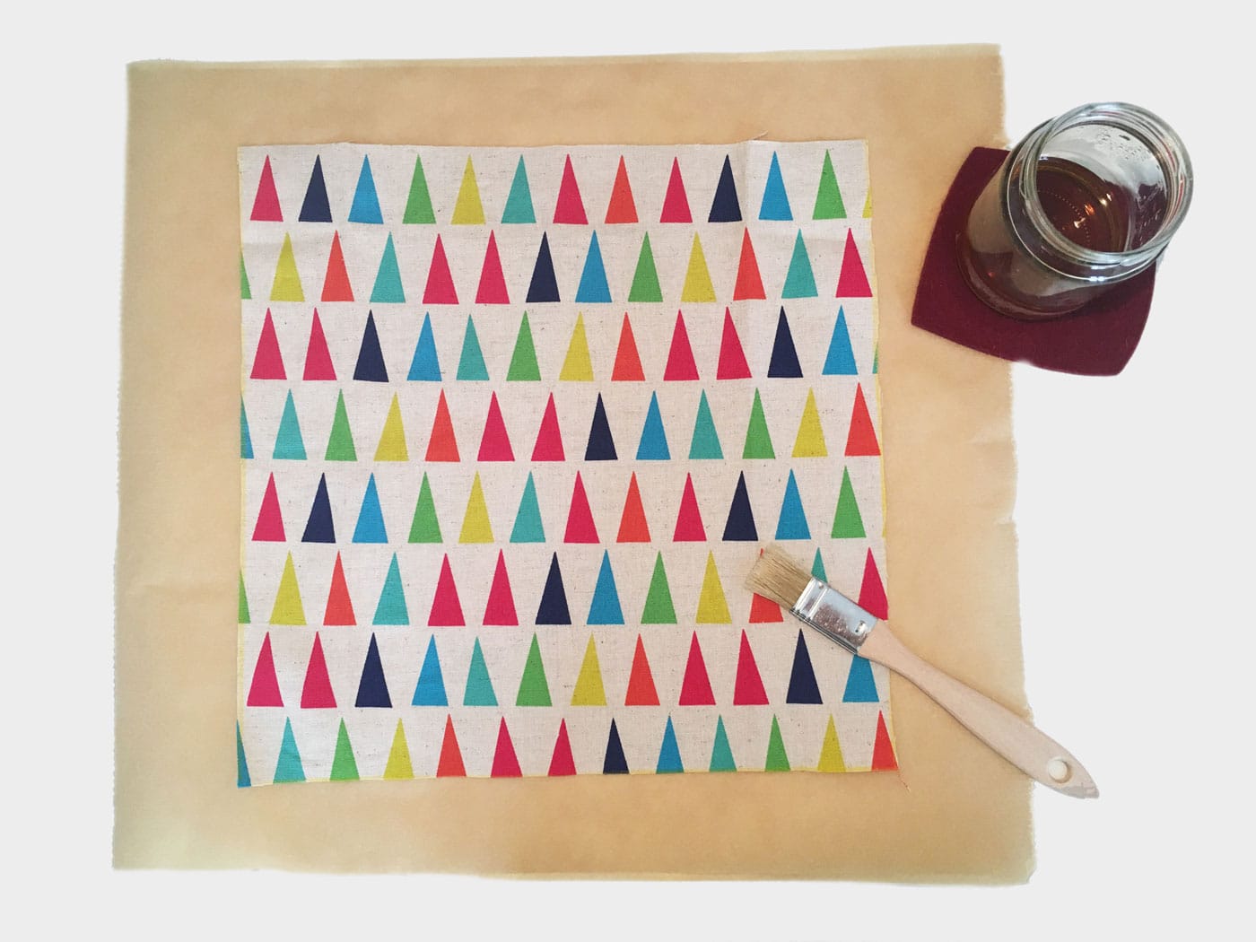 DIY: Bienenwachstücher selber herstellen als plastikfreie Alternative zur Frischhaltefolie // HIMBEER