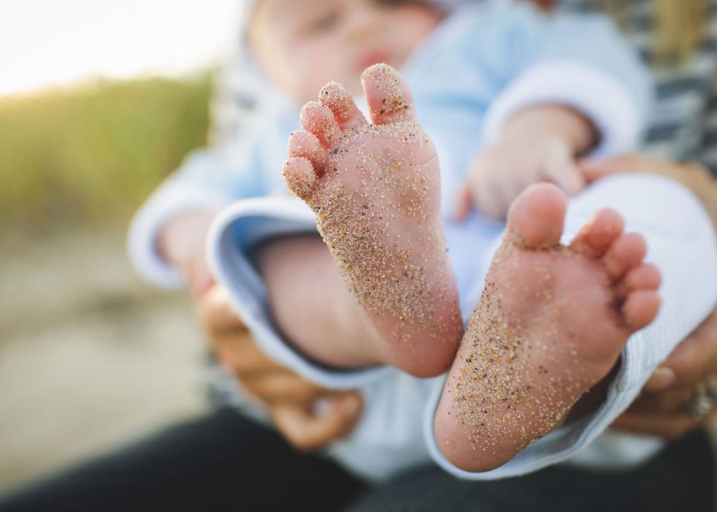 Reisen mit Baby: Am Strand // HIMBEER