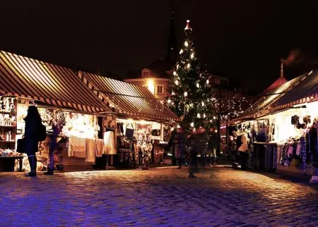 Stimmungsvolle Weihnachtsmärkte im Umland // HIMBEER