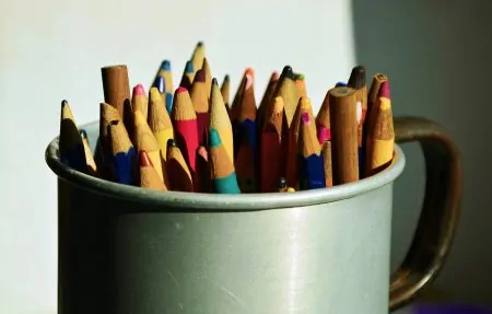 Buntstifte Basten Kunst mit Rosa // HIMBEER