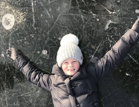 Eislaufen mit Kindern in München – Ausflüge im Winter // HIMBEER