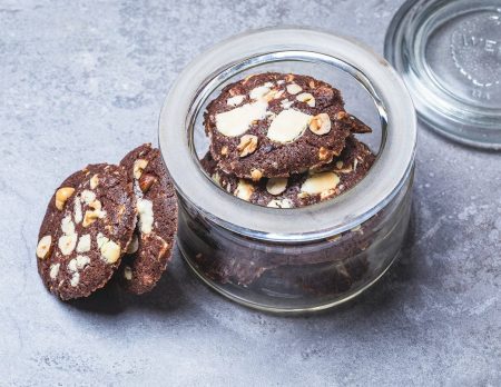 Schokokekse mit Haselnüssen // HIMBEER