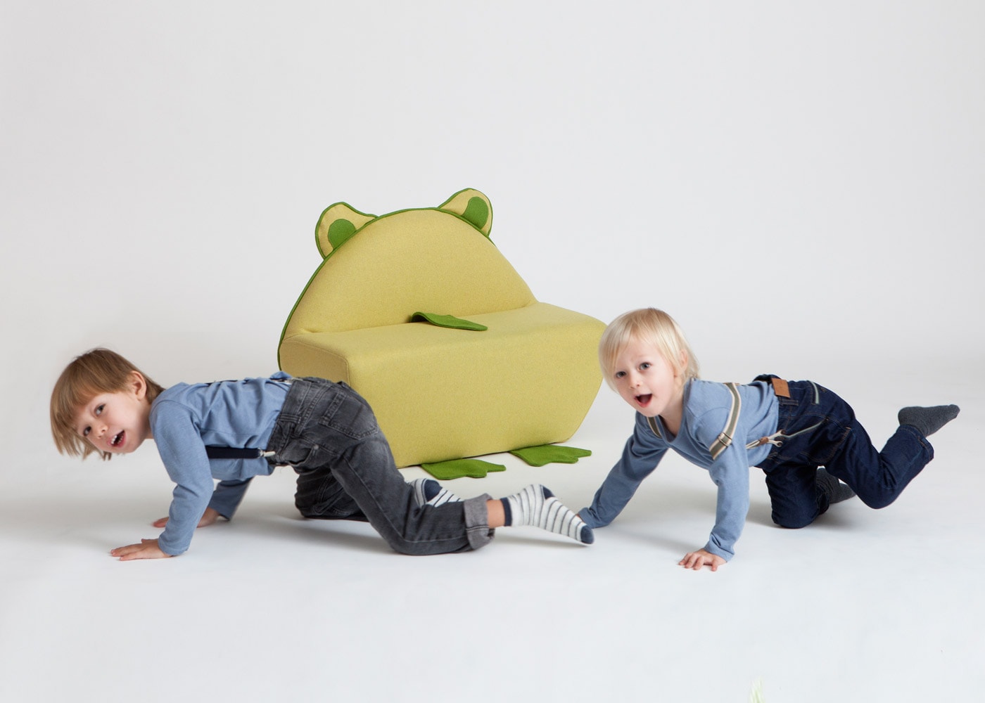 Drinnen mit Kleinkindern: Play at home – Kreative Spielideen // HIMBEER