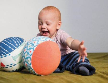 Pop-up-Ball für kleine Kinder selber nähen, Nähanleitung // HIMBEER