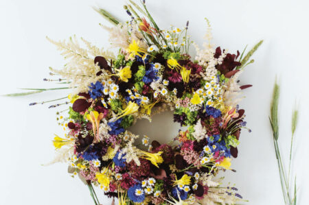 Sommerkranz aus Wiesenblumen // HIMBEER