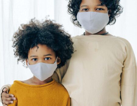 Gesunder Umgang mit Kindern in der Pandemie – Dr. Herbert Renz-Polster im Interview // HIMBEER