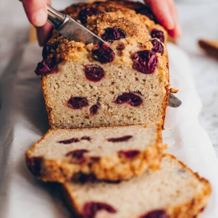 Saftiges und einfaches Kirsch-Bananenbrot // HIMBEER
