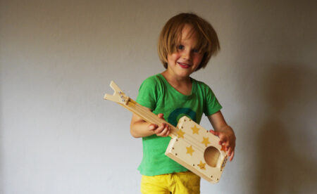 Kinder-Gitarre selbst gebaut // HIMBEER
