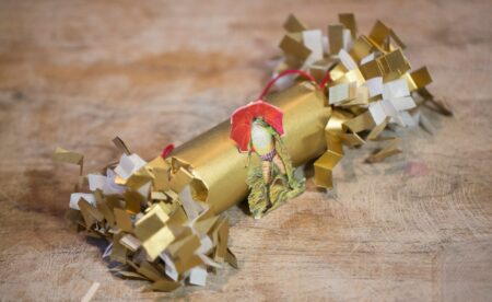 Basteltipps: DIY-Knallbonbons für Weihnachten | BERLIN MIT KIND