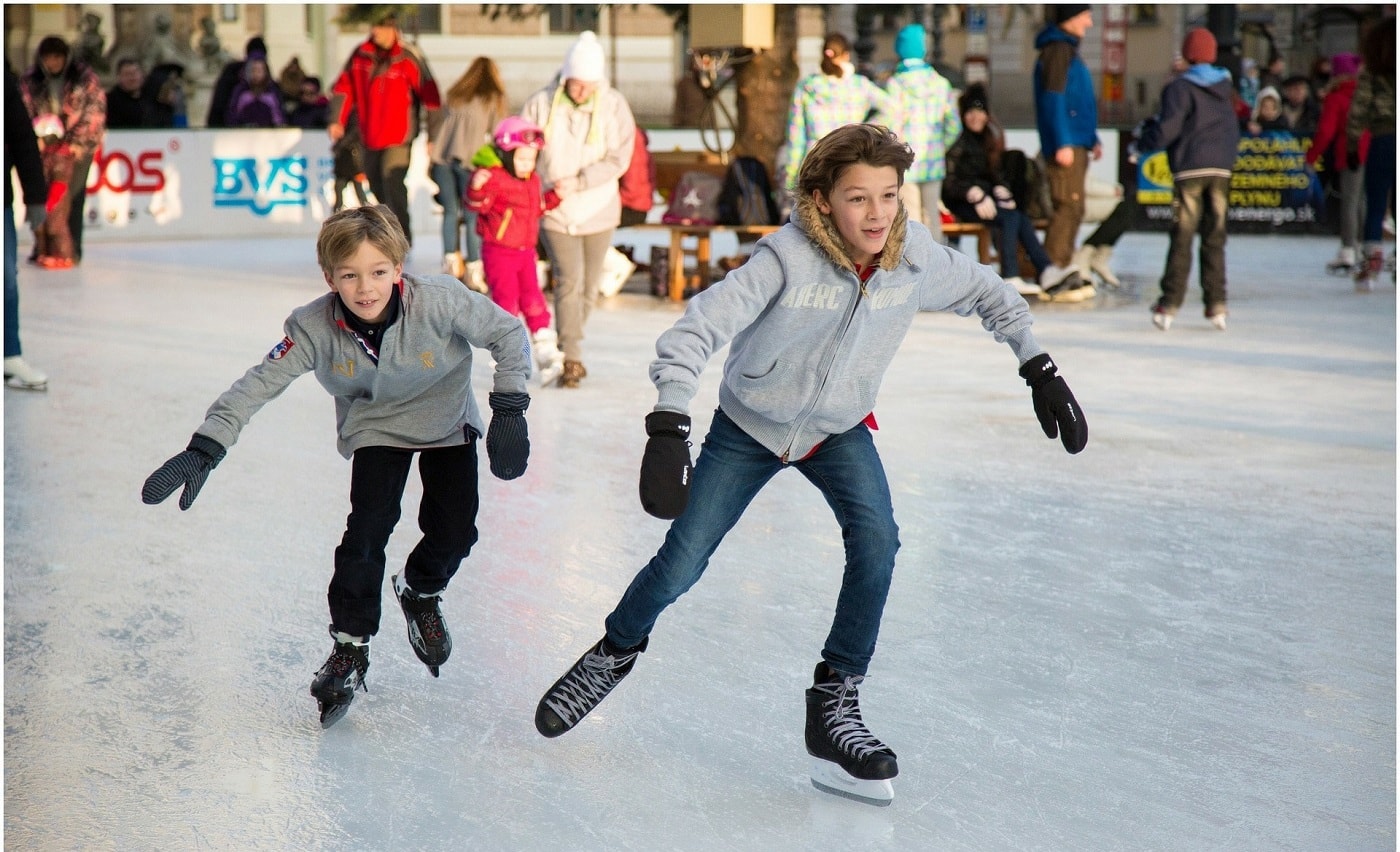 Eislaufen mit Kindern in München // HIMBEER