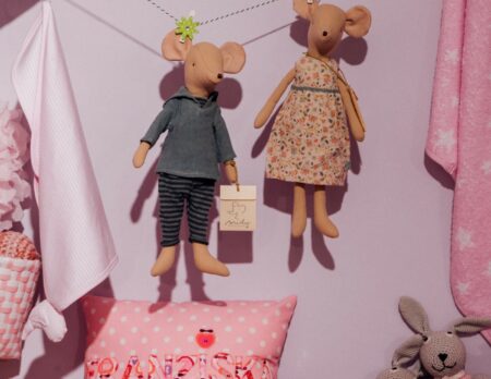 Shops für Kindersachen in München: Puppen, Spielzeug und Kinderkleidung // HIMBEER