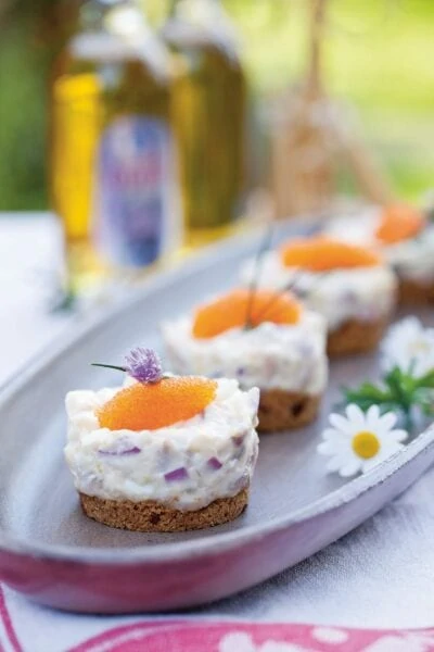 Mittsommer Rezept Heringstoertchen // HIMBEER
