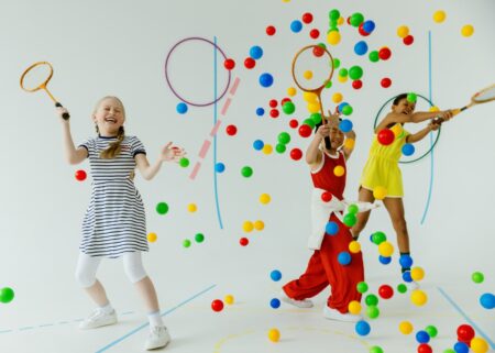 Sportliche Osterferienkurse 2022 für Kinder und Jugendliche in München: Sport, Tanz, Action in den Ferien // HIMBEER