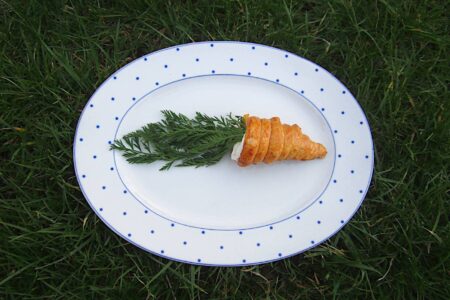 Backen zu Ostern: Blätterteig-Möhren // HIMBEER