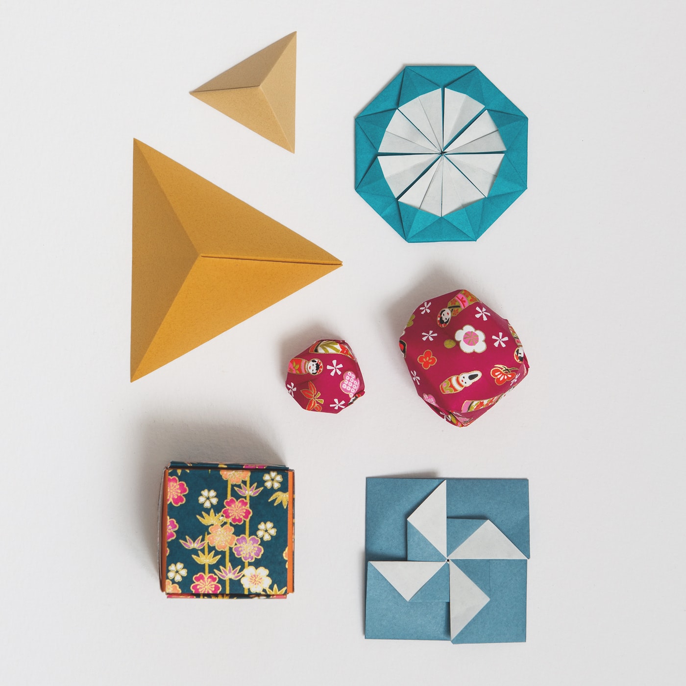 Zum Neueröffnungsfest des Kultur und Spiel Ladens in München sind alle herzlich zum Origami basteln eingeladen // HIMBEER
