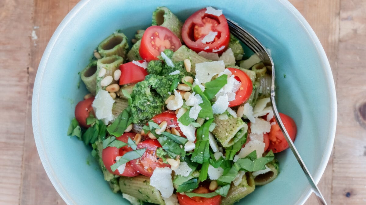 Pesto-Pasta // HIMBEER