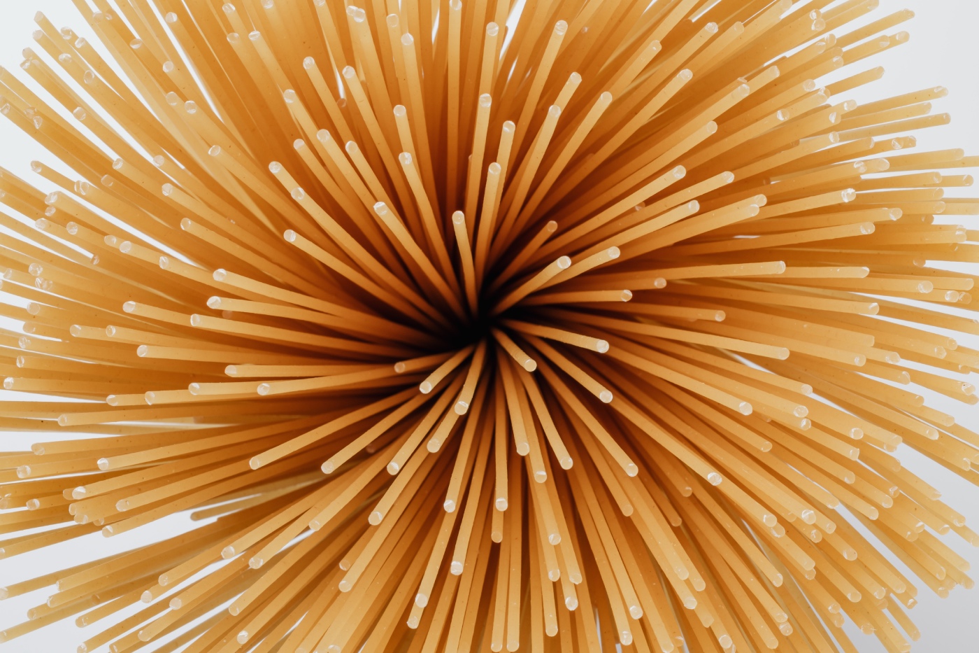 Zutaten für Spaghetti alla Nerano: Pasta kochen // HIMBEER
