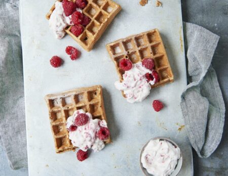 Rezept für Waffeln mit Himbeer-Qaurk // HIMBEER