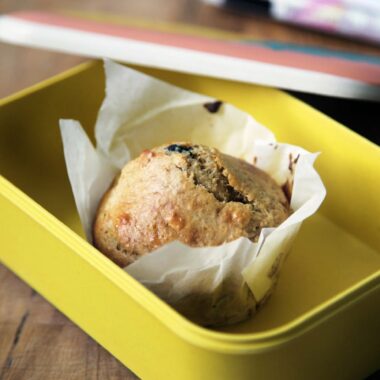 Rezepte für die Brotbox für Kinder in Kita oder Schule: Muffin // HIMBEER
