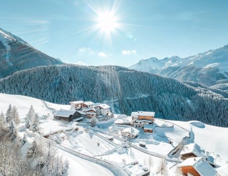 Tiroler Bergwelt – Good Travel-Tipp mit Kindern: Bio-Bauernhof Veithof mit Haflingerzucht im Ötztal // HIMBEER