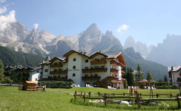 Familienhotel Hotel Vienna im Trentino // HIMBEER