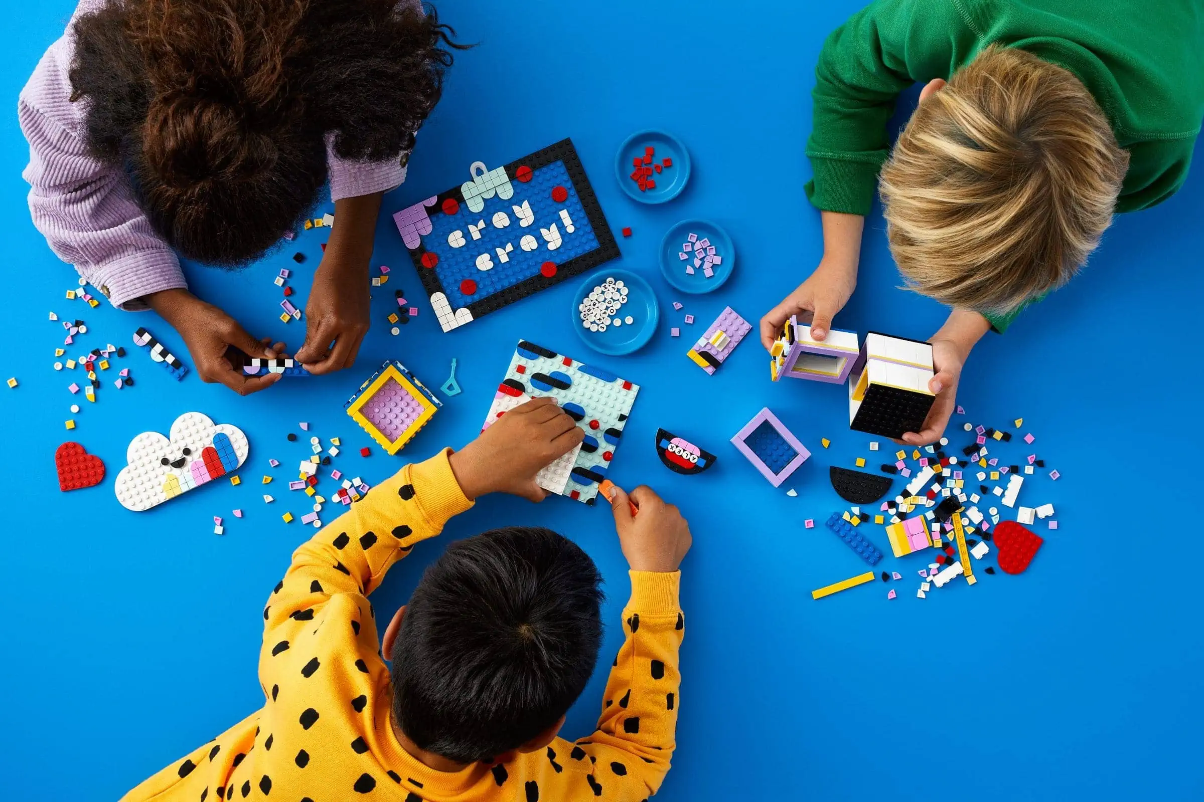 Lieblingsspielsachen für Kinder: LEGO Dots // HIMBEER