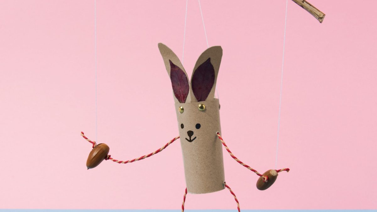 DIY – Marionetten-Häschen mit Kindern basteln // HIMBEER