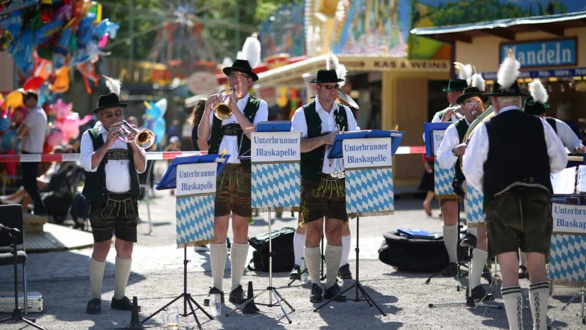 Auer Dult im Sommer // HIMBEER