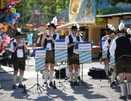 Auer Dult im Sommer // HIMBEER
