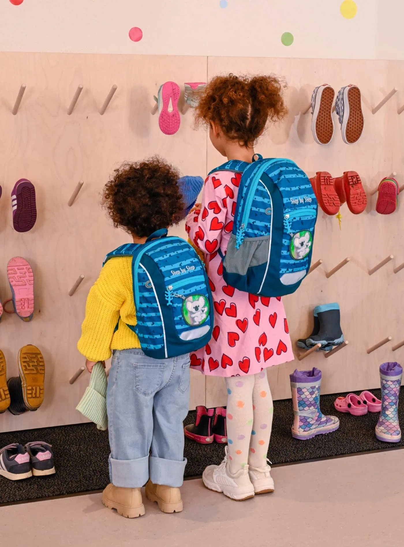 Step by Step präsentiert zwei neue Rucksack-Modelle speziell für die Kindergartenzeit // HIMBEER