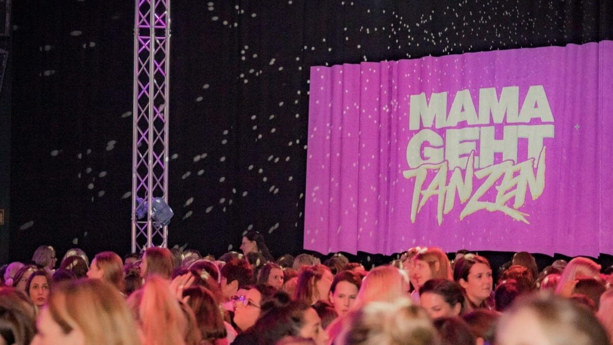 Die erste MAMGEHTTANZEN in München am 18.11.2023 im Mint Club// HIMBEER