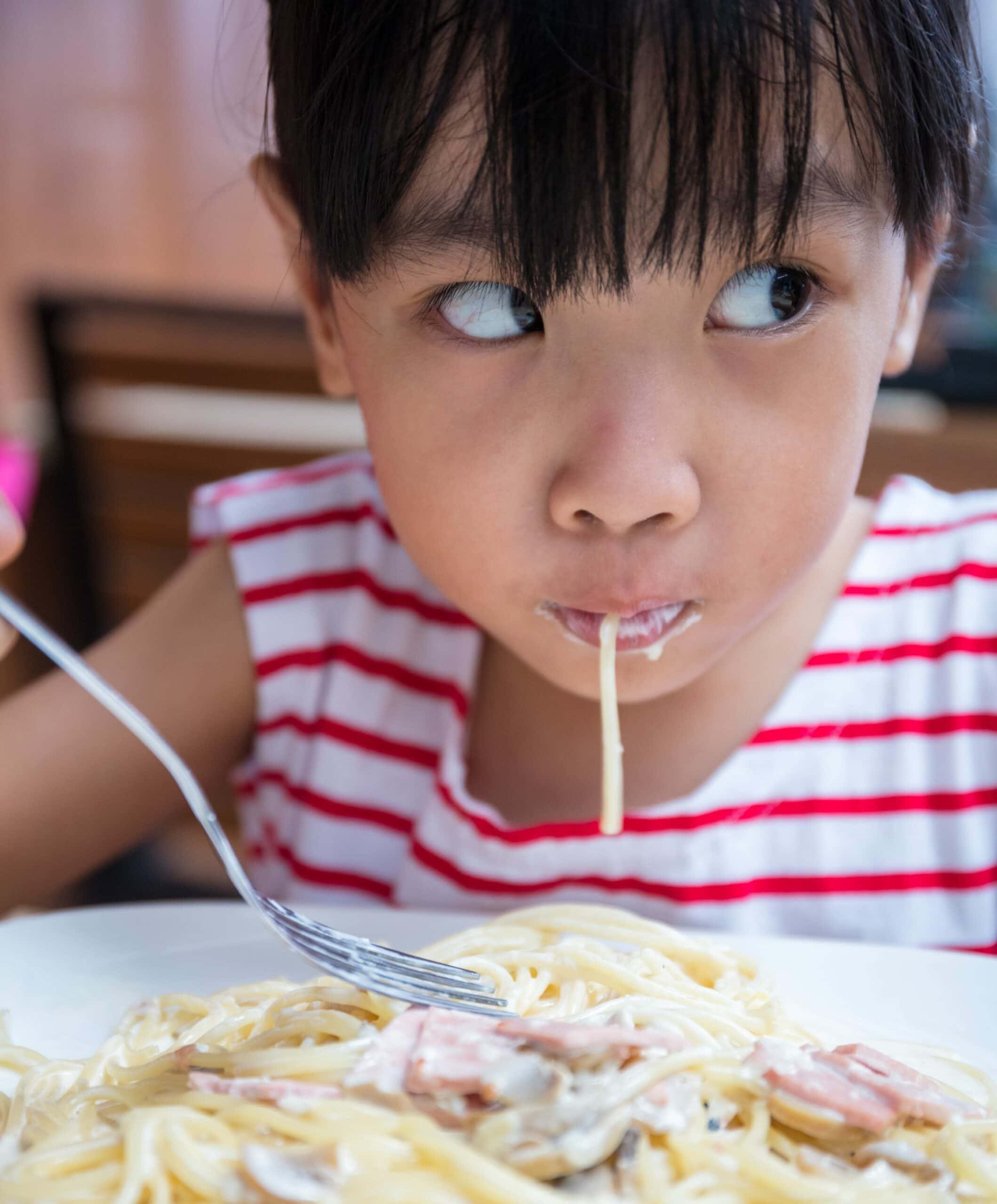 Kinderfreundliche Gastronomie in München – Tipps von Chris Lehner, worauf man beim Essengehen mit Kindern achten sollte // HIMBEER