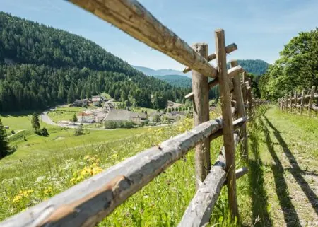 Reisetipp für Familien: Zum Hirschen in Südtirol // HIMBEER